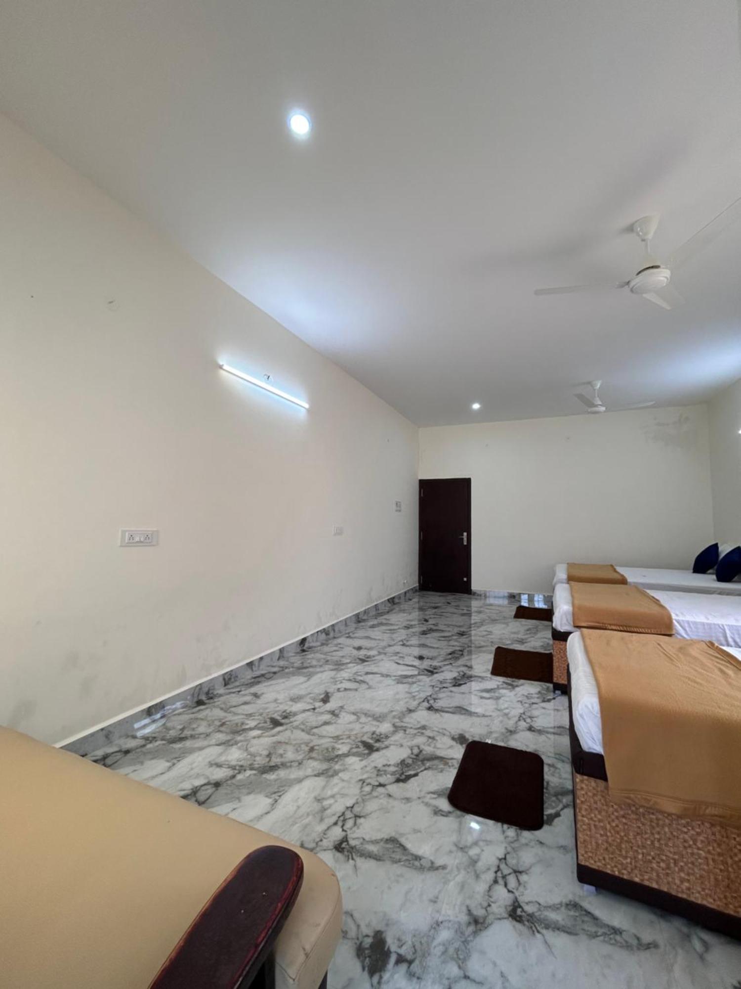 Dss Home Stay Just 500 Meter Girivalam Road Тіруваннамалай Екстер'єр фото